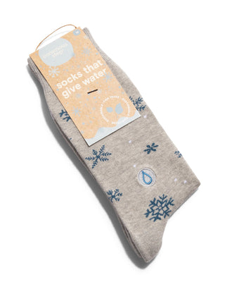 Socks that Give Water, Gray Snowflakes